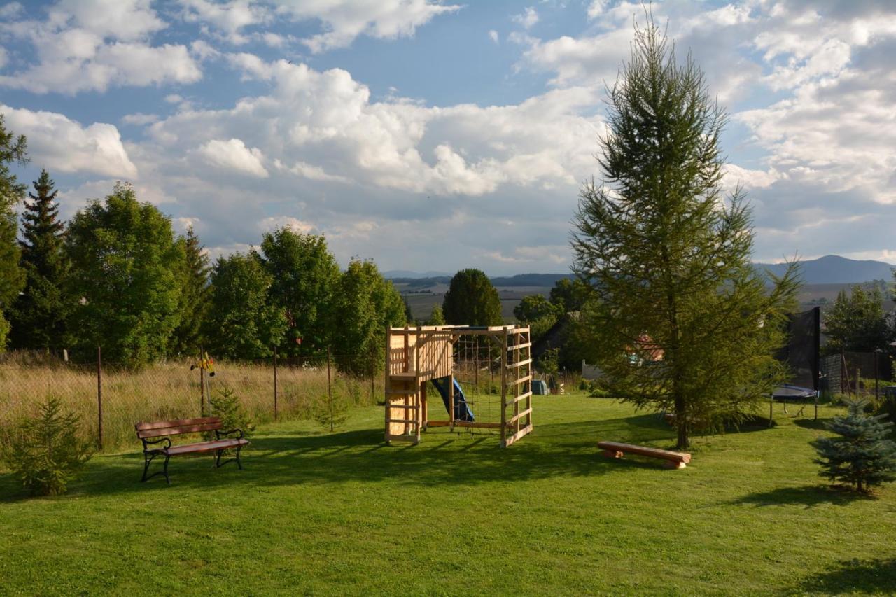 Trinity Log Cabin Wellness Resort Štrba Eksteriør bilde
