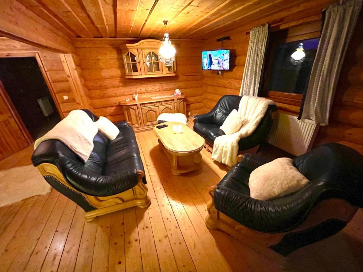 Trinity Log Cabin Wellness Resort Štrba Eksteriør bilde